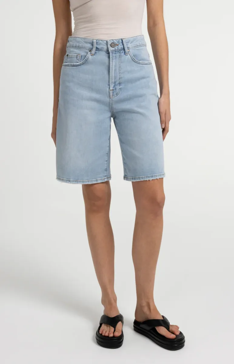 YAYA-Denim bermuda short; Cotton/Polyester/Elastane; 99036-01-321042-606-99036-MIDDEN DENIM