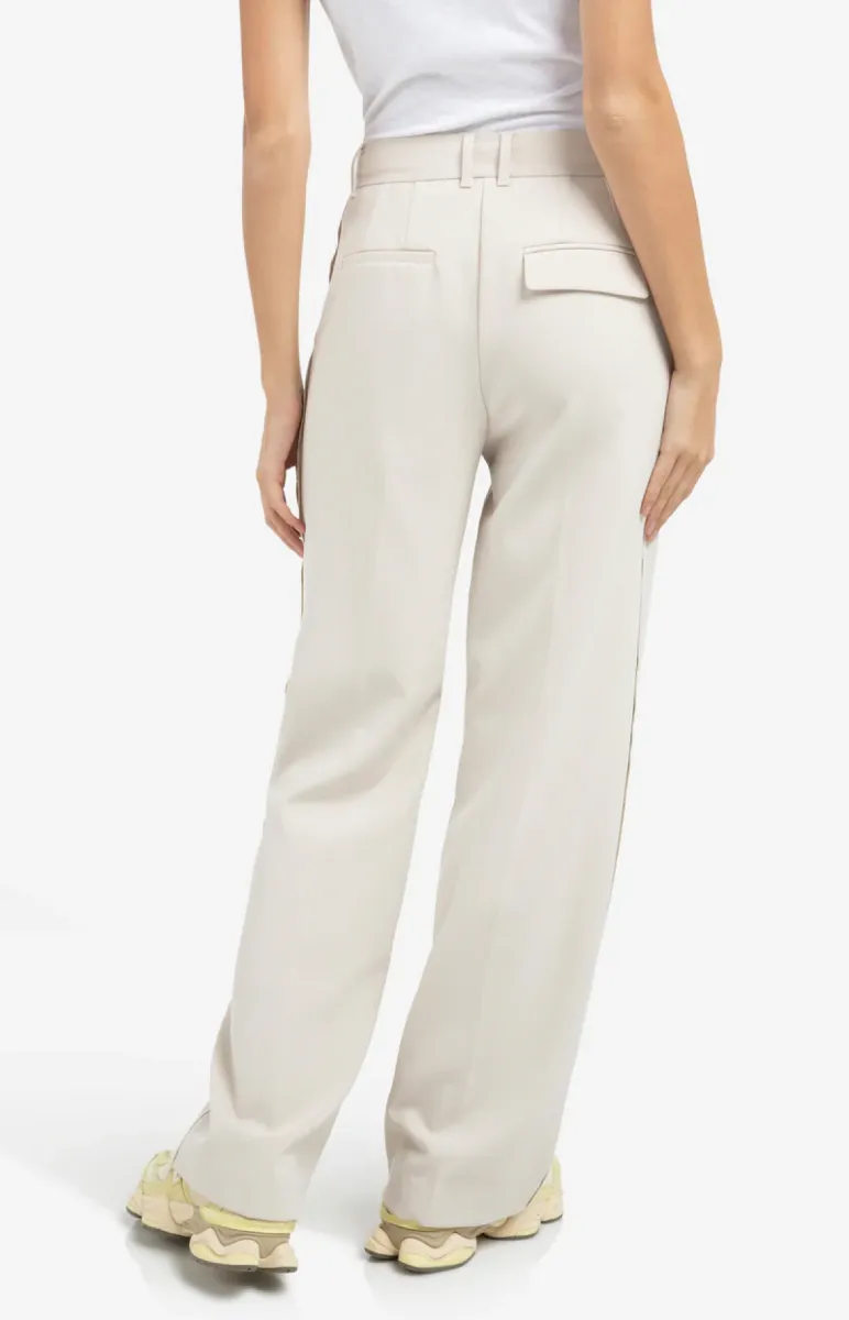 yaya-geweven-broek-met-stiksels-polyester-viscose-elastane-99044-01-301240-602-99044-beige-4 YAYA-Geweven broek met stiksels; Polyester/Viscose/Elastane; 99044-01-301240-602-99044-BEIGE