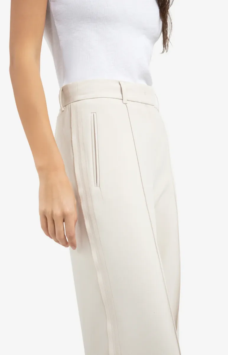 yaya-geweven-broek-met-stiksels-polyester-viscose-elastane-99044-01-301240-602-99044-beige-5 YAYA-Geweven broek met stiksels; Polyester/Viscose/Elastane; 99044-01-301240-602-99044-BEIGE