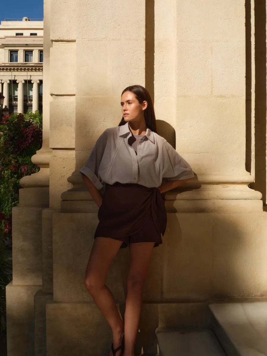 yaya-vleermuismouw-blouse-met-gevlo-cotton-44109-01-201222-606-44109-grijs-2 YAYA-Vleermuismouw blouse met gevlo; Cotton; 44109-01-201222-606-44109-GRIJS