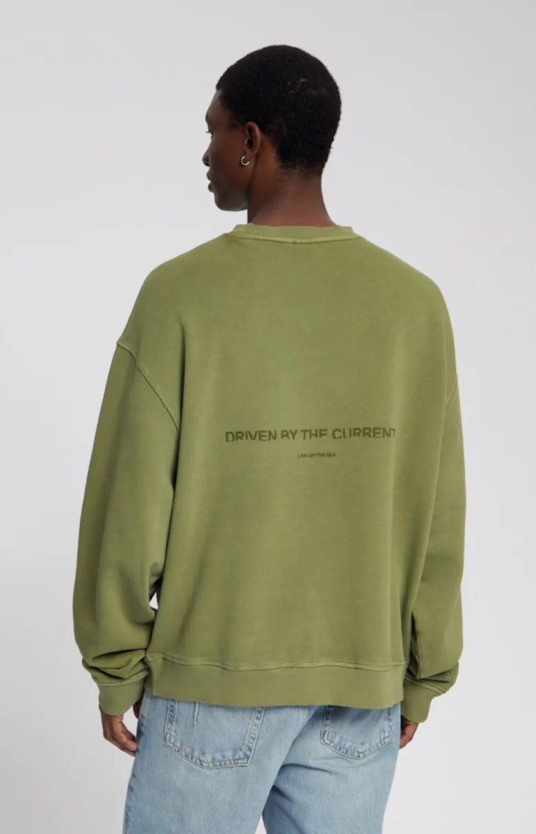 law-of-the-sea-torria-garment-dyed-crewneck-sweat-10518-420-martini-olive-olijf-1 Law of the Sea-Torria garment dyed crewneck sweat-10518-420 Martini olive-OLIJF