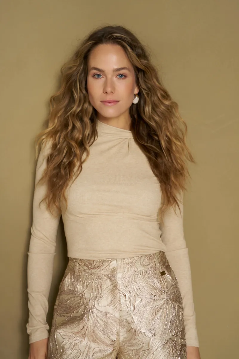 lofty-manner-top-havina-knotted-collar-rh101-121-sand-zand-1 LOFTY MANNER-Top havina - knotted collar-RH10.1-121 Sand-ZAND