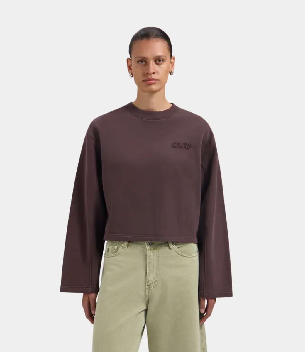 olaf-retro-logo-crewneck-w260201-chocolate-plum-chocolade-1 Olaf-Retro logo crewneck-W260201-Chocolate plum-CHOCOLADE