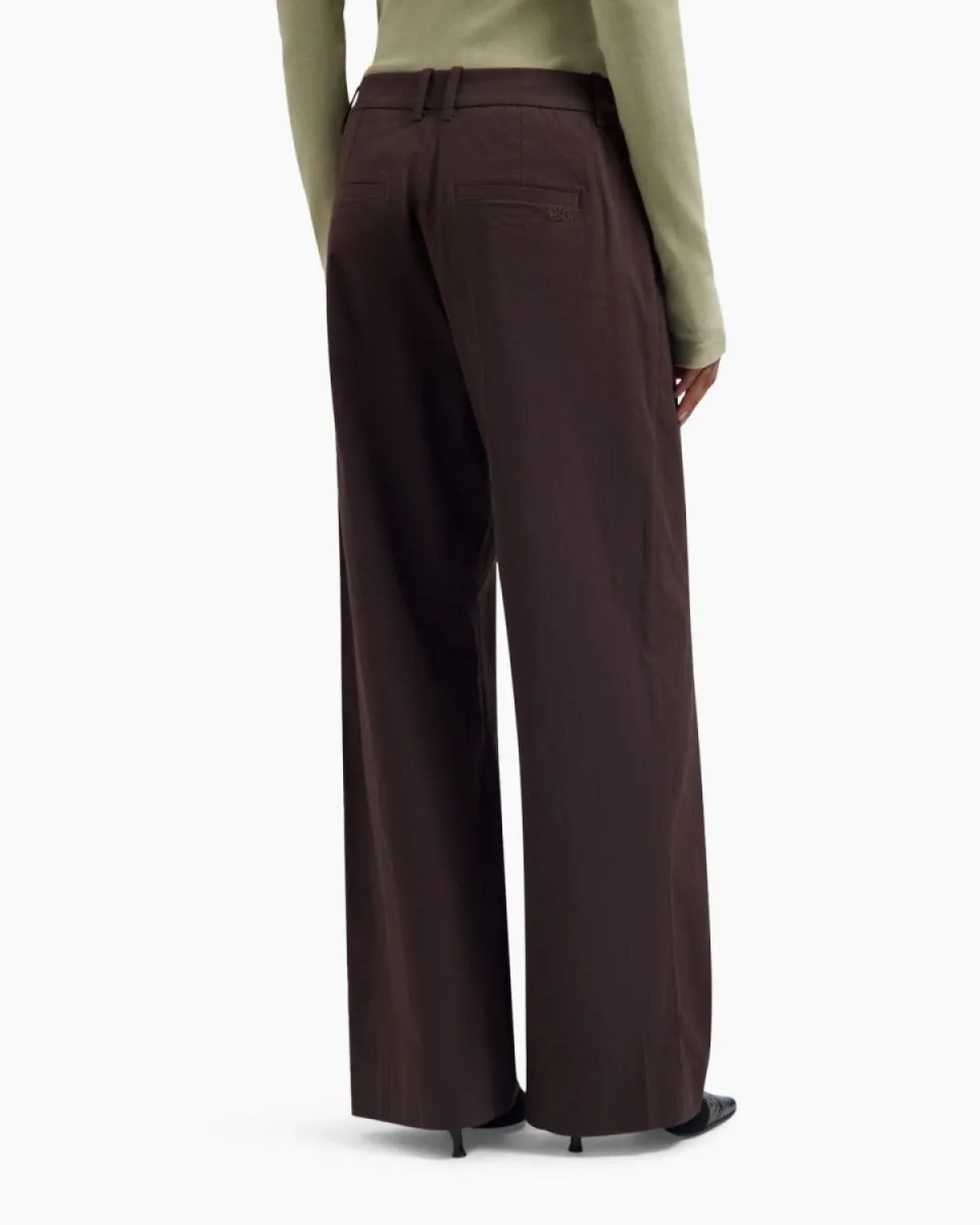 olaf-tailored-trousers-w260401-chocolate-plum-chocolade-1 Olaf-Tailored trousers-W260401-Chocolate plum-CHOCOLADE