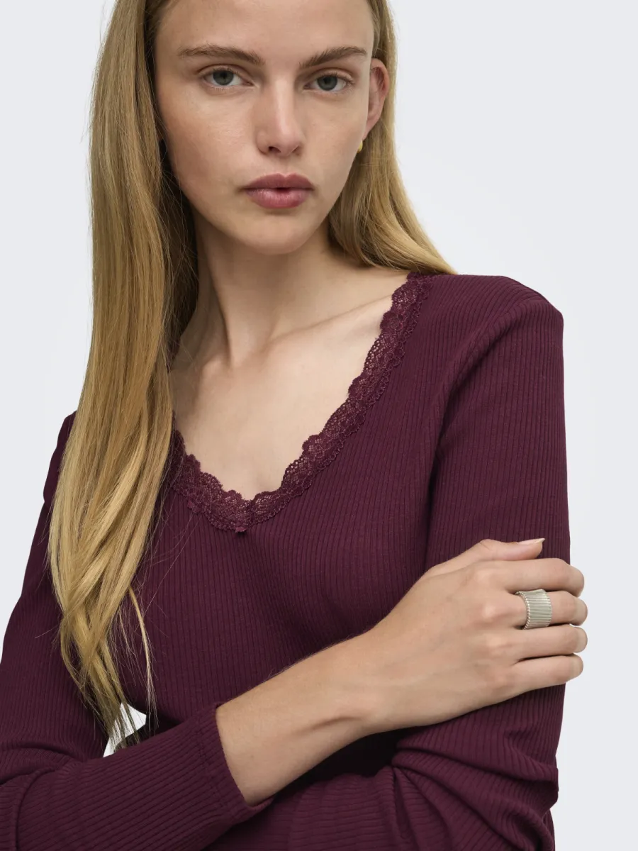 only-onlsara-sharai-l-s-v-neck-top-jrs-15380864-burgundy-bordeaux-1 ONLY-ONLSARA SHARAI L/S V-NECK TOP JRS-15380864-Burgundy-BORDEAUX
