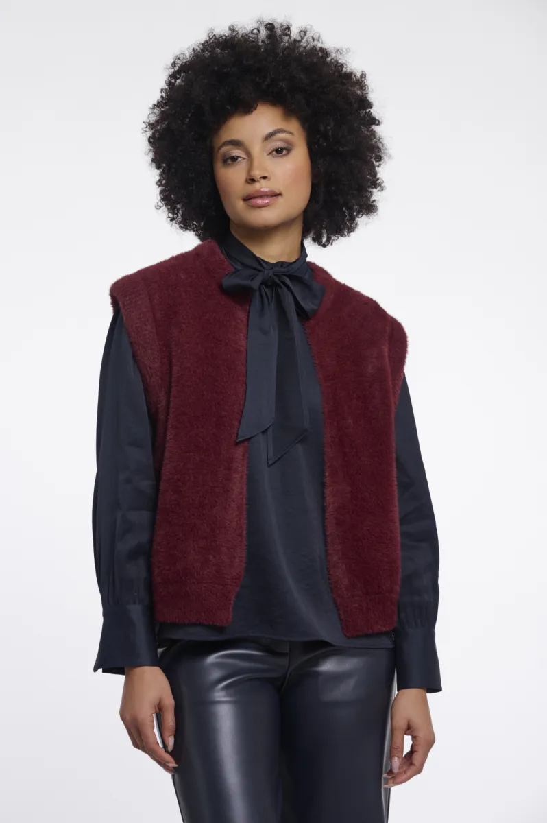 RINO & PELLE-Short Waistcoat-Elona.5002611-11110 Sangria-PERZIK