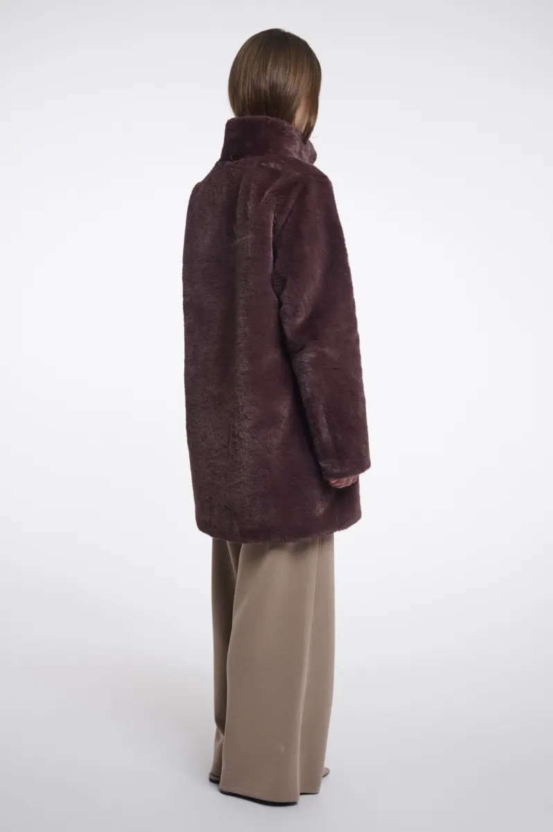 rino-pelle-single-breasted-faux-fur-coat-nonna7002611-10873-chocolate-bean-chocolade-3 RINO & PELLE-Single Breasted Faux Fur Coat-Nonna.7002611-10873 Chocolate Bean-CHOCOLADE