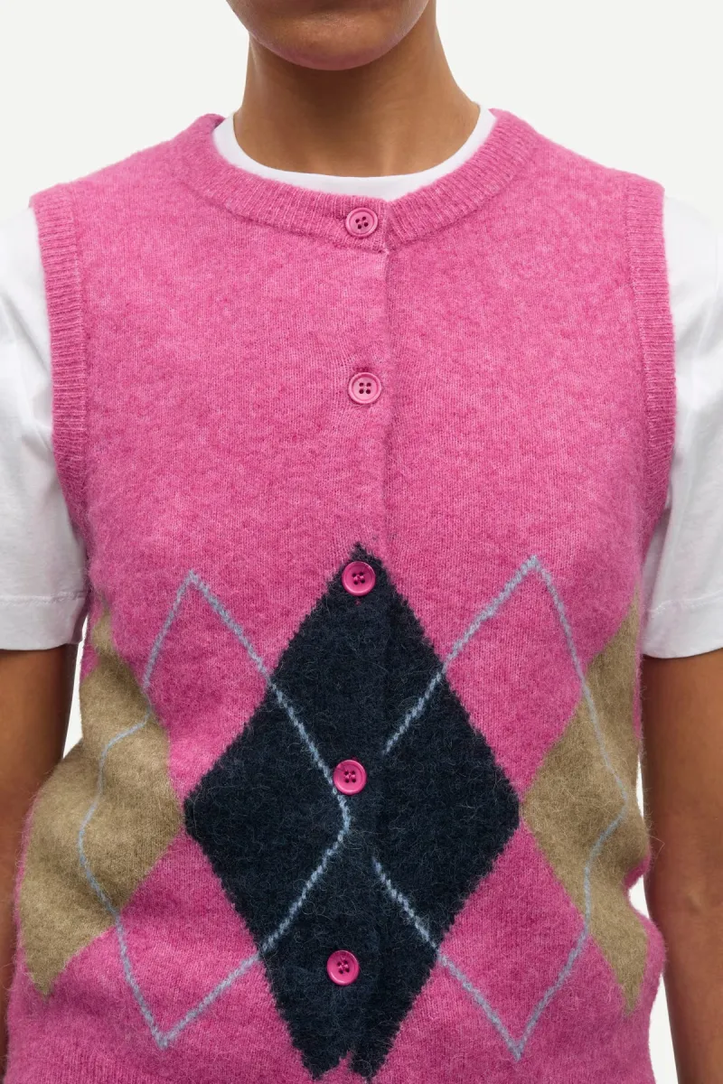 samsoe-samsoe-sanoura-vest-15556-f26300128-red-violet-rood-4 Samsoe Samsoe-Sanoura vest 15556-F26300128-Red Violet-ROOD