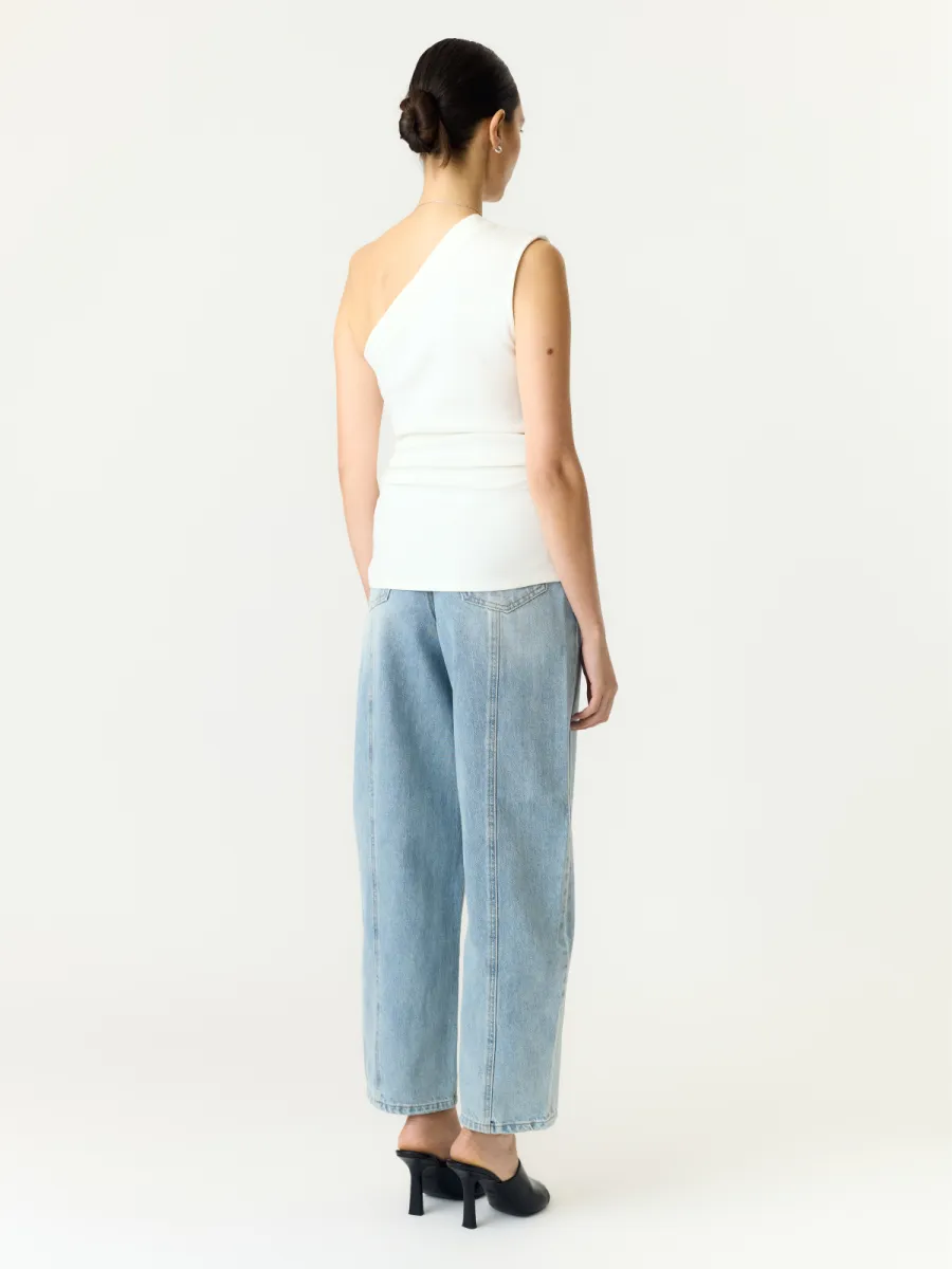 yas-yasvenice-one-shoulder-top-26037727-star-white-wit-3 Y.A.S-YASVENICE ONE SHOULDER TOP-26037727-Star White-WIT