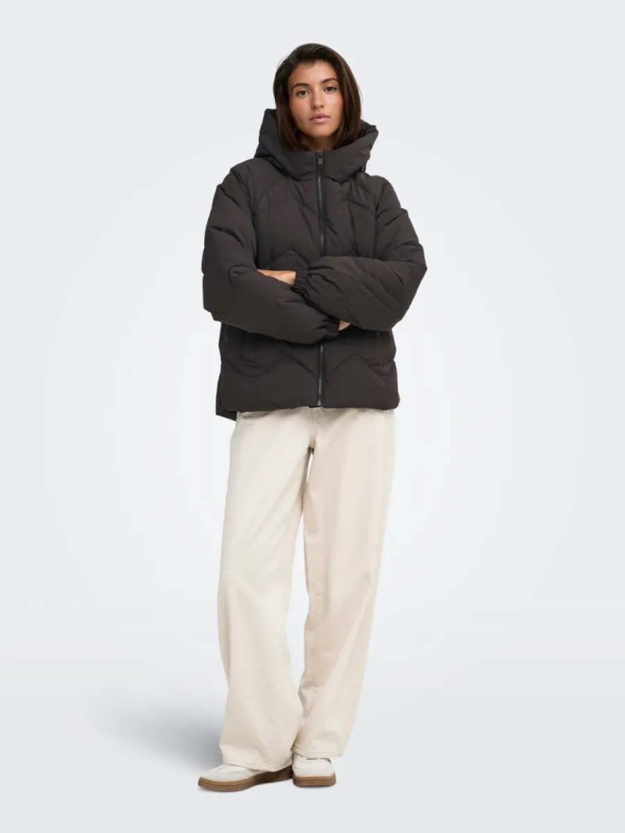 JDY-JDYPOWER SHORT HOOD PUFFER OTW HAB-15376541-Chocolate Torte-CHOCOLADE
