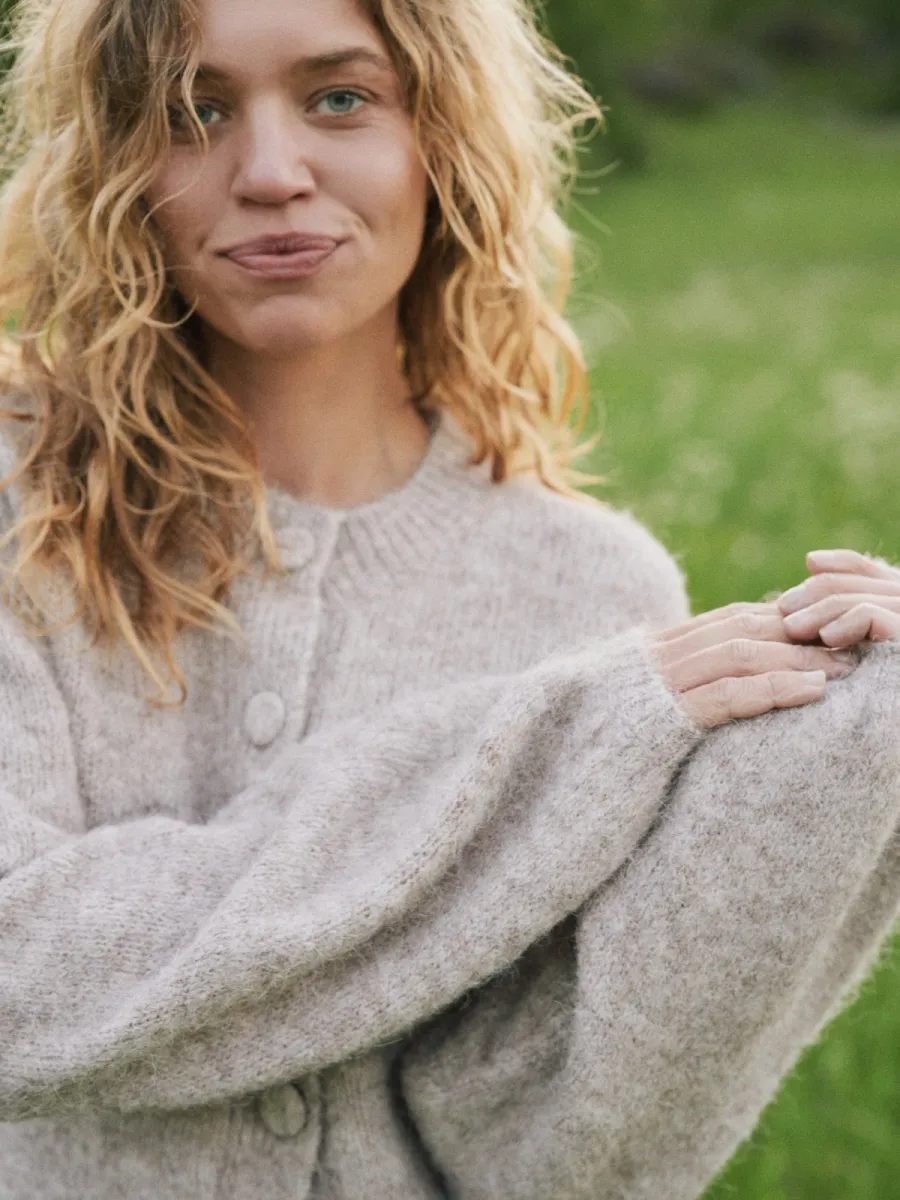 neo-noir-gio-fluffy-knit-cardigan-168524-976-beige-melange-beige-6 Neo Noir-Gio Fluffy knit cardigan-168524-976 Beige Melange-BEIGE