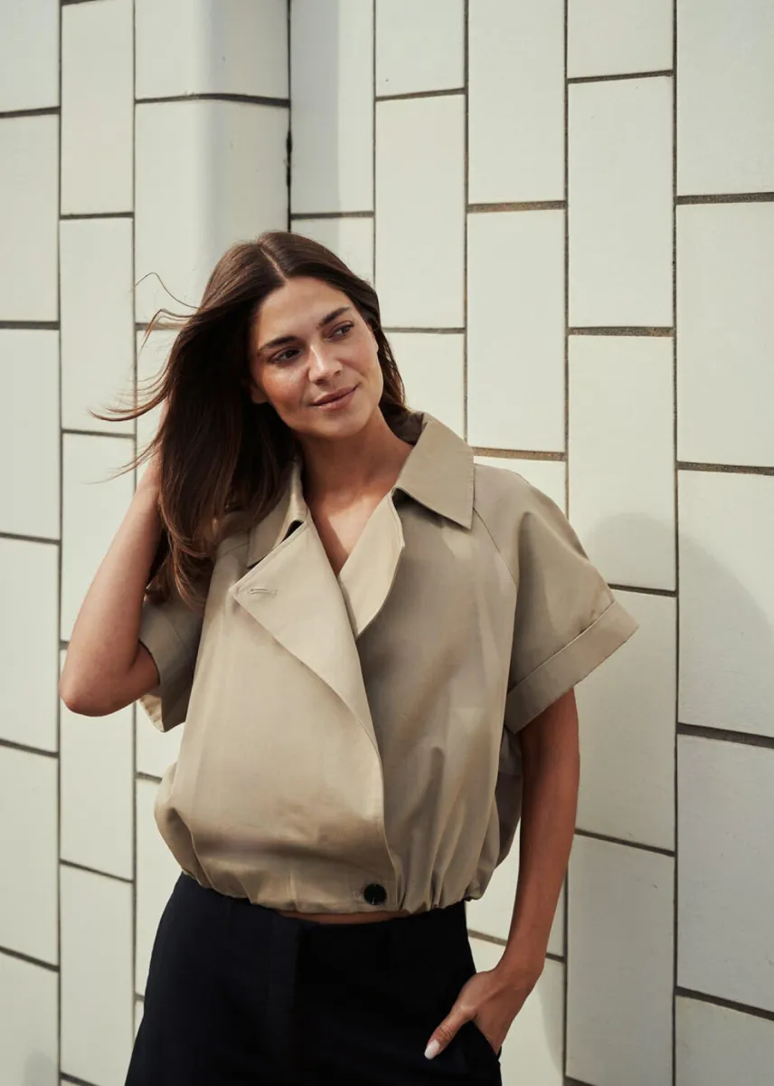 neo-noir-lisha-trench-vest-169835-214-taupe-taupe-1 Neo Noir-Lisha Trench Vest-169835-214 Taupe-TAUPE