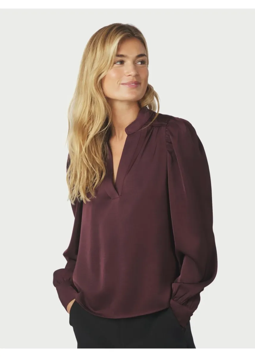 neo-noir-rosslynn-heavy-sateen-blouse-163769-174-burgundy-bordeaux-1 Neo Noir-Rosslynn Heavy Sateen Blouse-163769-174 Burgundy-BORDEAUX