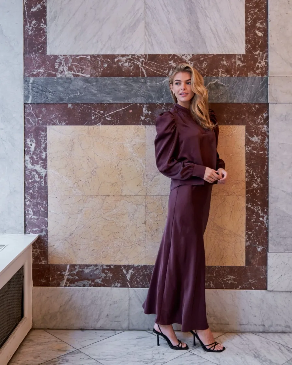 neo-noir-vicky-heavy-sateen-skirt-159588-174-burgundy-bordeaux-2 Neo Noir-Vicky Heavy Sateen Skirt-159588-174 Burgundy-BORDEAUX