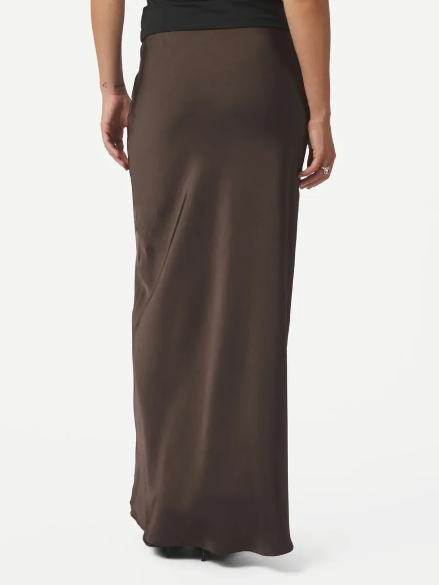 neo-noir-vicky-heavy-sateen-skirt-159588-676-dark-brown-donker-bruin-2 Neo Noir-Vicky Heavy Sateen Skirt-159588-676 Dark Brown-DONKER BRUIN