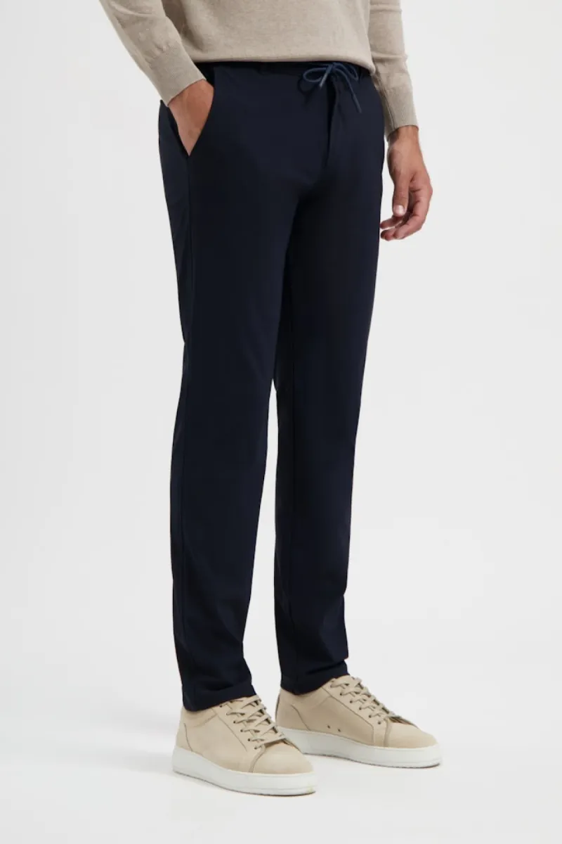 North84-Sensitive travel-84141000-418 navy-NAVY