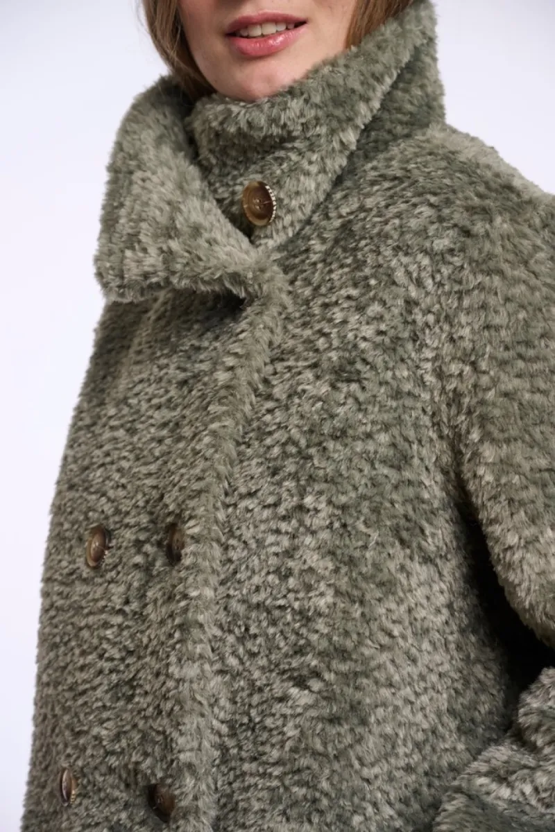 rino-pelle-mid-long-teddy-double-brested-coat-ena7002612-11111-misty-basil-groen-3 RINO & PELLE-Mid Long Teddy Double Brested Coat-Ena.7002612-11111 Misty Basil-GROEN