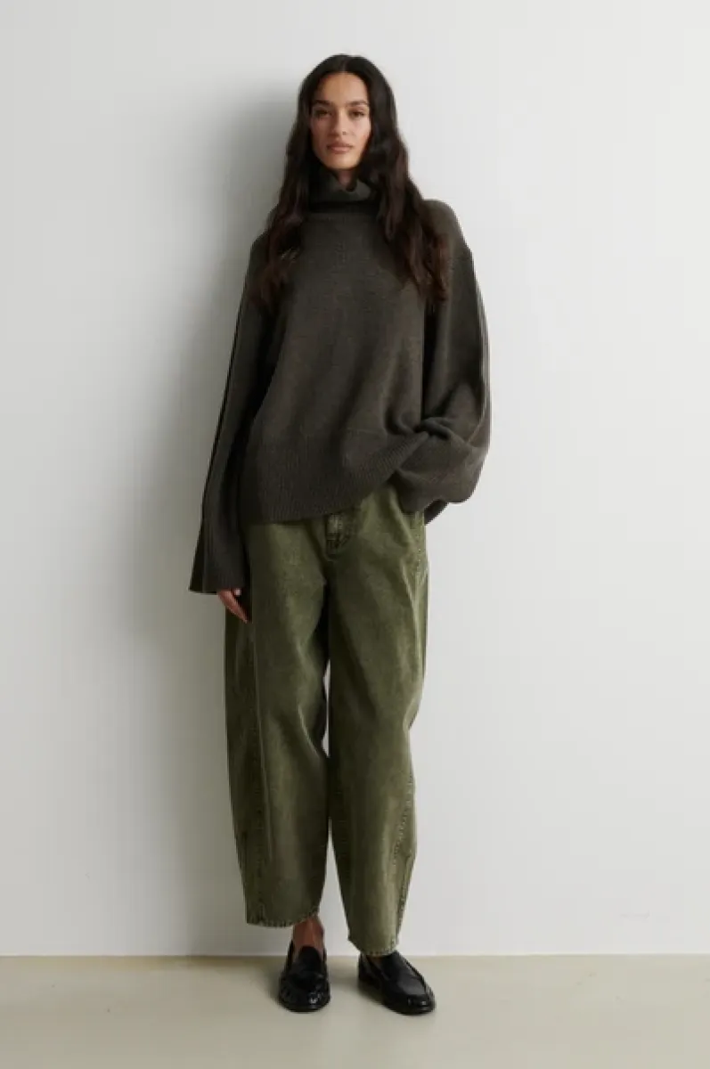 second-female-59195-alpha-knit-t-neck-8004-black-olive-bruin-3 Second Female-59195-Alpha Knit T-neck-8004 Black Olive-BRUIN