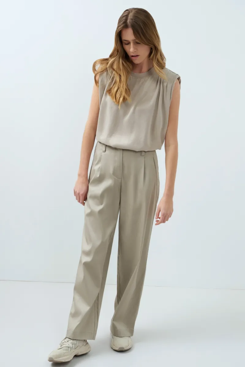 YAYA-Mouwloze top met plooien op de; Lyocell/Rayon Silk; 61103-01-701408-608-61103-BLAUW