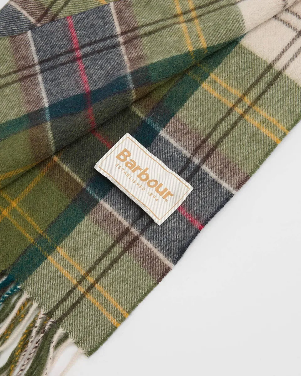 barbour-serena-tartan-scarf-lsc0477-tn11-classic-ancient-groen-2 Barbour-Serena tartan scarf-LSC0477-TN11 Classic/ancient-GROEN