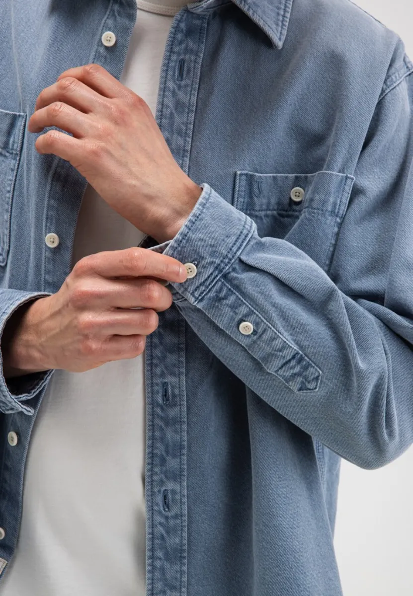 butcher-of-blue-blaine-garment-dyed-overshirt-m2624007-856-shark-blue-licht-blauw-8 BUTCHER OF BLUE-Blaine garment dyed overshirt-M2624007-856 Shark blue-LICHT BLAUW