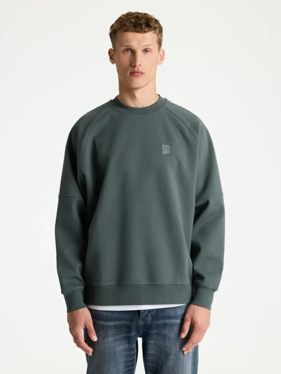 Chasin-Core air crew-41110035-E5001 Urban chic-DONKER GROEN