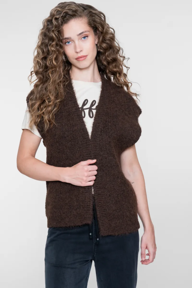 geisha-gilet-knitted-64534-29-785-dark-brown-donker-bruin-2 GEISHA-Gilet knitted-64534-29-785 Dark brown-DONKER BRUIN
