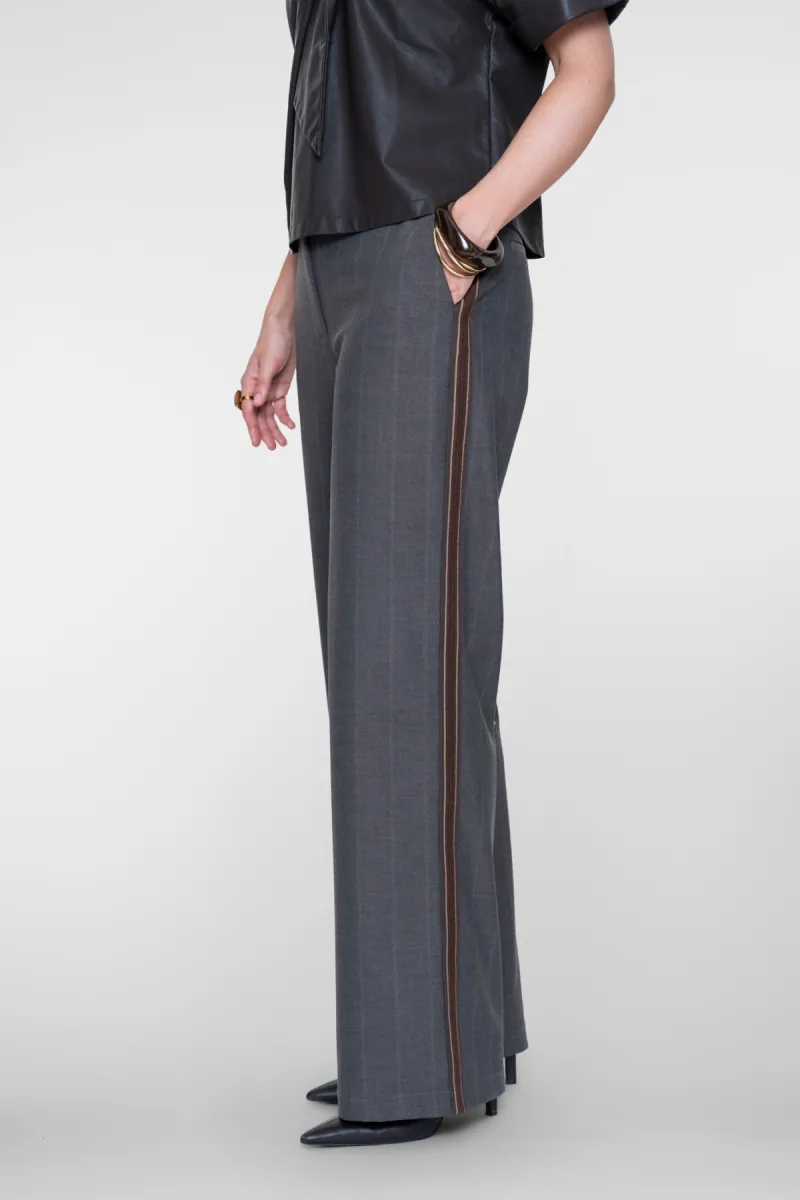 geisha-pants-pinstripe-tape-61503-10-775-brown-bruin-1 GEISHA-Pants pinstripe + tape-61503-10-775 Brown-BRUIN