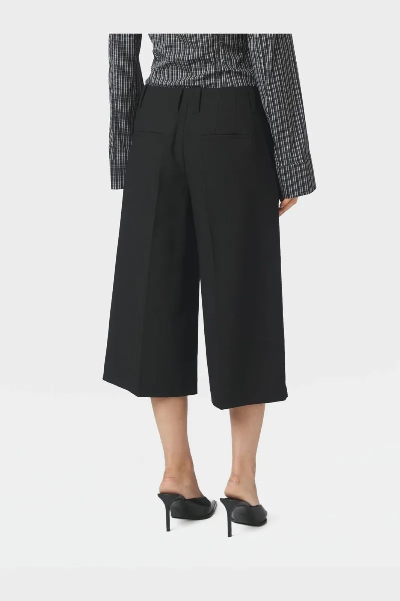 neo-noir-hannah-bermuda-shorts-169774-100-black-black-2 Neo Noir-Hannah Bermuda Shorts-169774-100 Black-BLACK