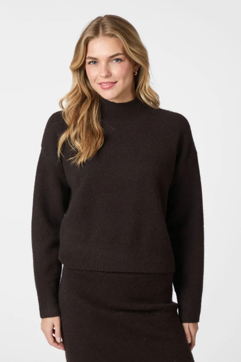 neo-noir-paulina-knit-blouse-159703-676-dark-brown-donker-bruin-2 Neo Noir-Paulina Knit Blouse-159703-676 Dark Brown-DONKER BRUIN