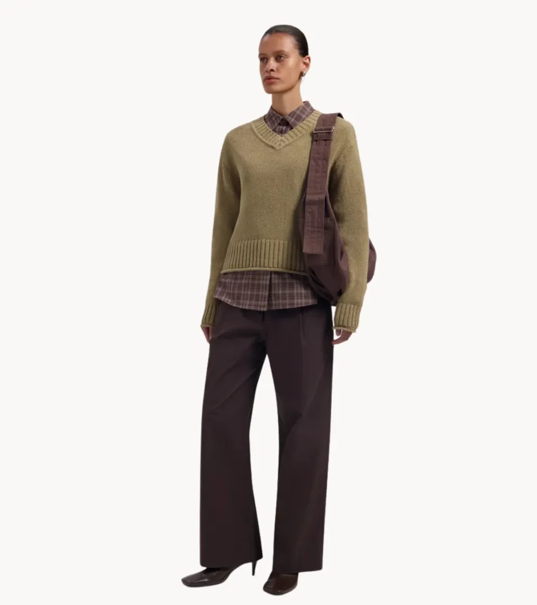 olaf-knitted-v-neck-w260700-treehouse-bruin-2 Olaf-Knitted v-neck-W260700-Treehouse-BRUIN