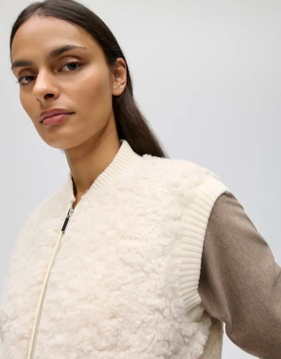 opus-gaste-10638214598106-1006-soft-cream-creme-2 Opus-Gaste-10638214598106-1006 Soft cream-CREME