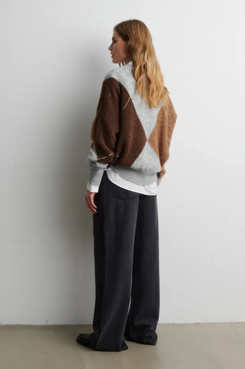 second-female-forca-knit-v-neck-61034-7001-light-grey-melange-licht-parel-grijs-6 Second Female-Forca Knit V-neck-61034-7001 Light Grey Melange-LICHT-/PAREL GRIJS