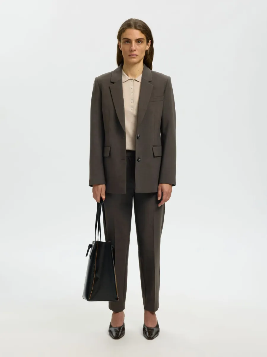 selected-femme-slfrita-ls-classic-blazer-mel-noos-16094203-delicioso-bruin-3 Selected Femme-SLFRITA LS CLASSIC BLAZER MEL NOOS-16094203-Delicioso-BRUIN
