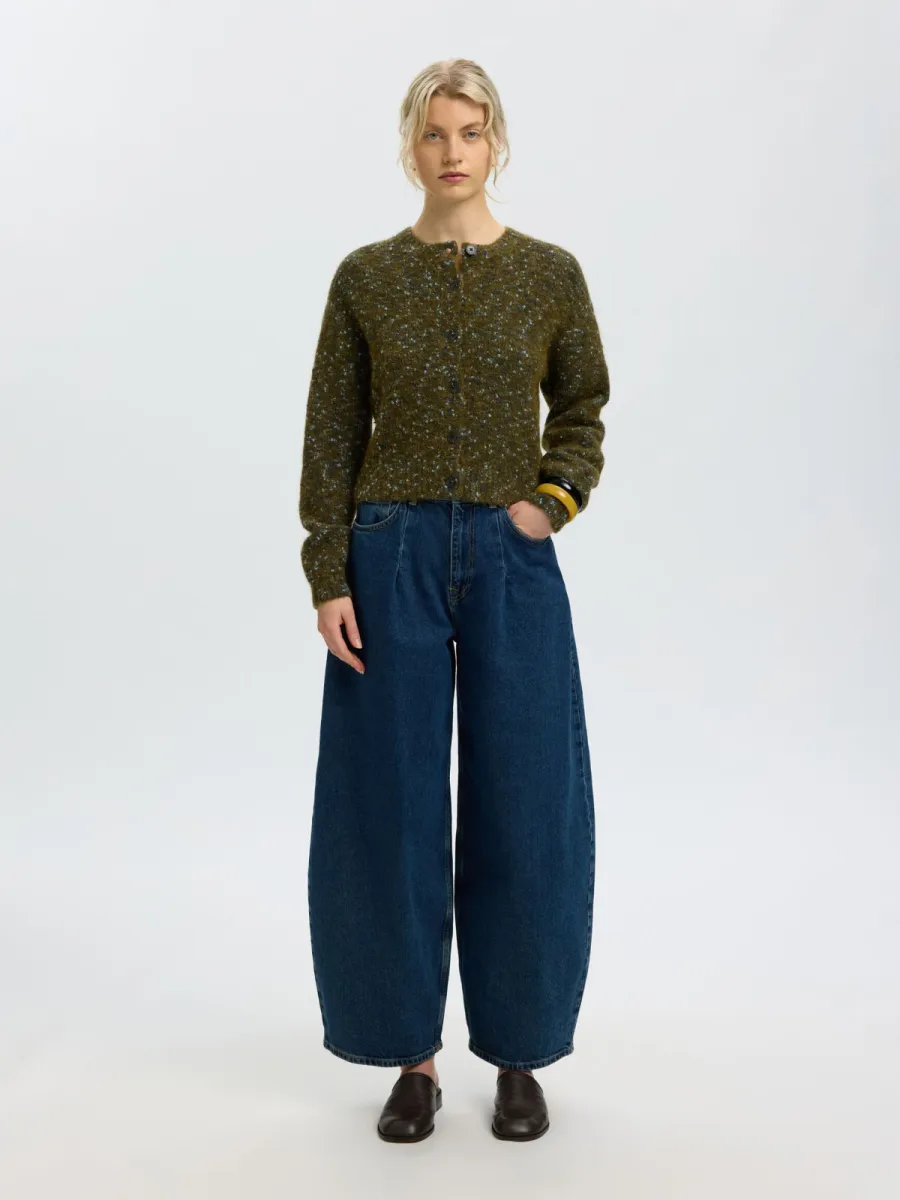 selected-femme-slwkat-ls-knit-short-cardigan-16101999-travertine-bruin-4 Selected Femme-SLWKAT LS KNIT SHORT CARDIGAN-16101999-Travertine-BRUIN