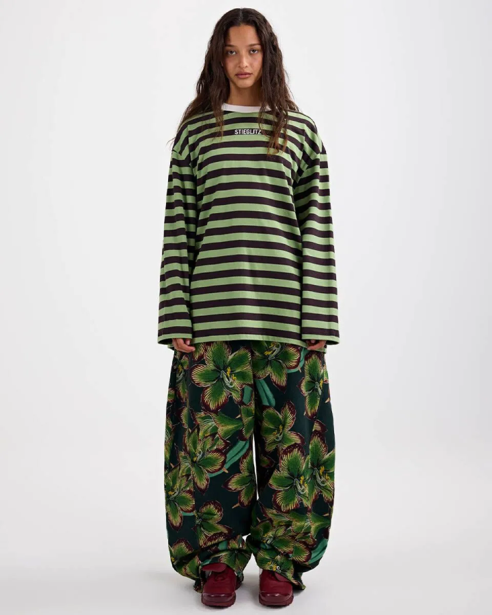 stieglitz-donna-wide-skate-longsleeve-w2602001-003-green-groen-combinaties-1 Stieglitz-Donna Wide Skate Longsleeve-W2602001-003 Green-GROEN COMBINATIES