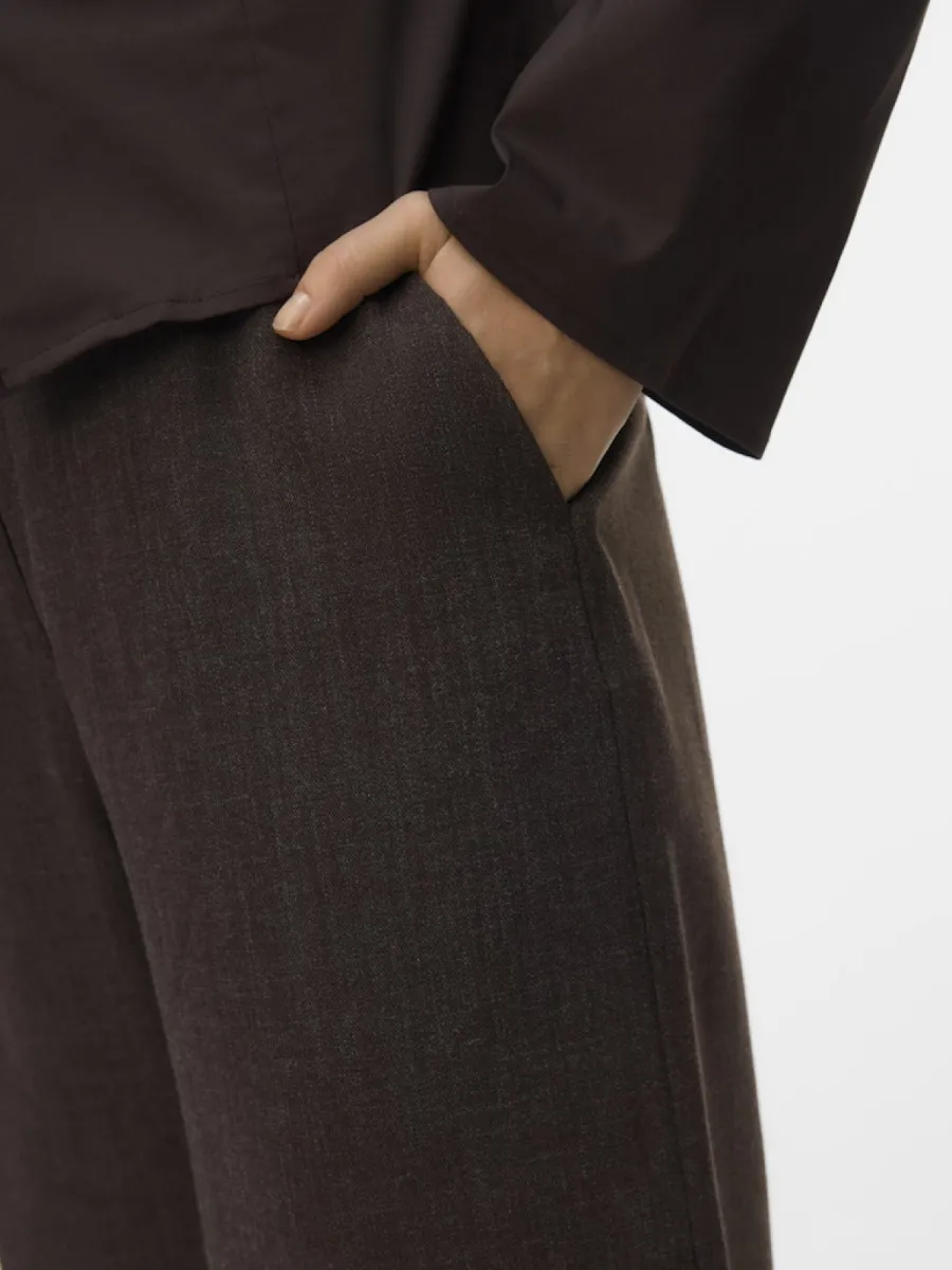 vero-moda-vmbestie-hw-wide-pant-noos-10349879-chocolate-torte-chocolade-4 VERO MODA-VMBESTIE HW WIDE PANT NOOS-10349879-Chocolate Torte-CHOCOLADE