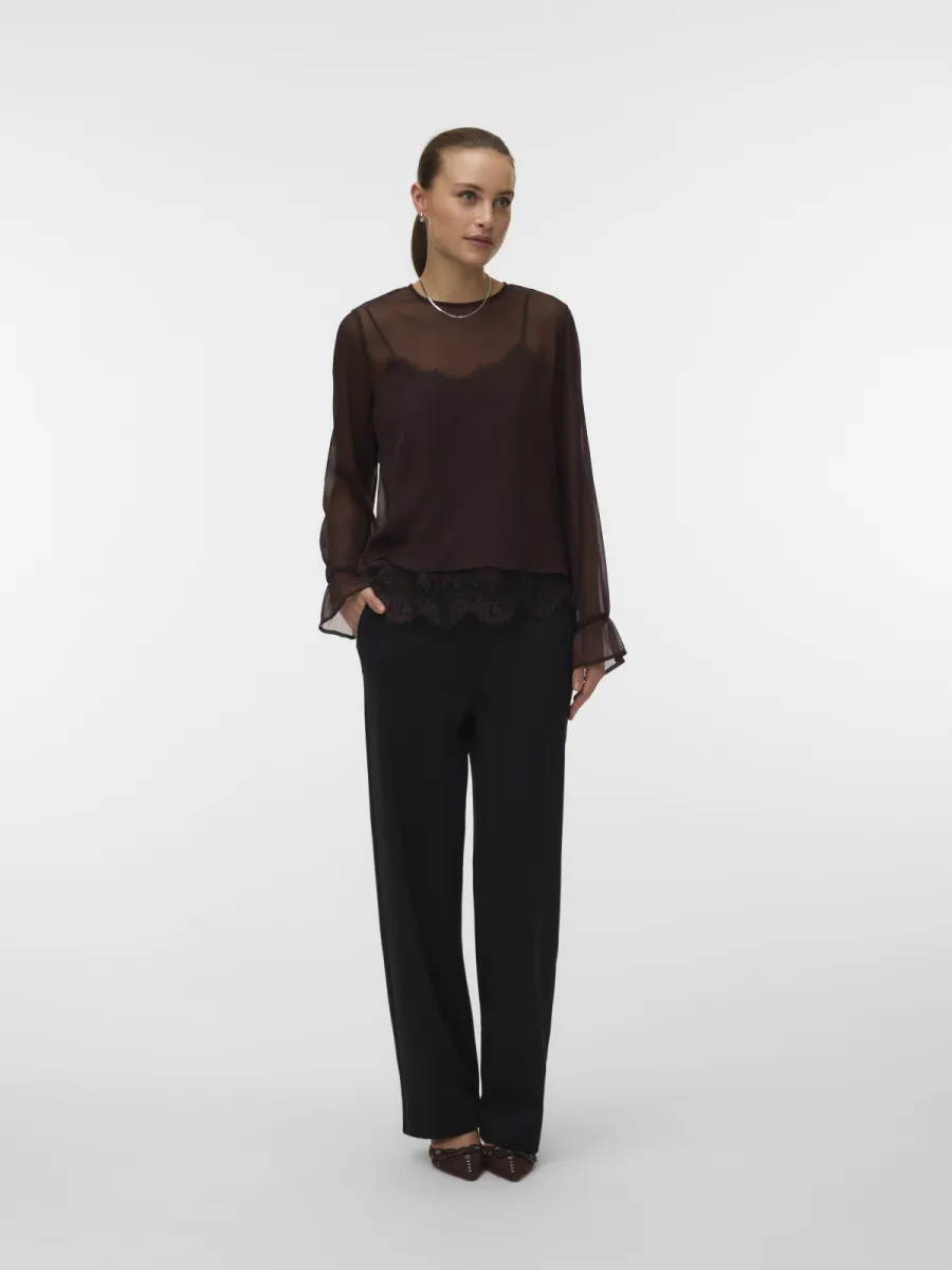 vero-moda-vmlalie-ls-lace-top-wvn-10352679-chocolate-torte-chocolade-2 VERO MODA-VMLALIE LS LACE TOP WVN-10352679-Chocolate Torte-CHOCOLADE