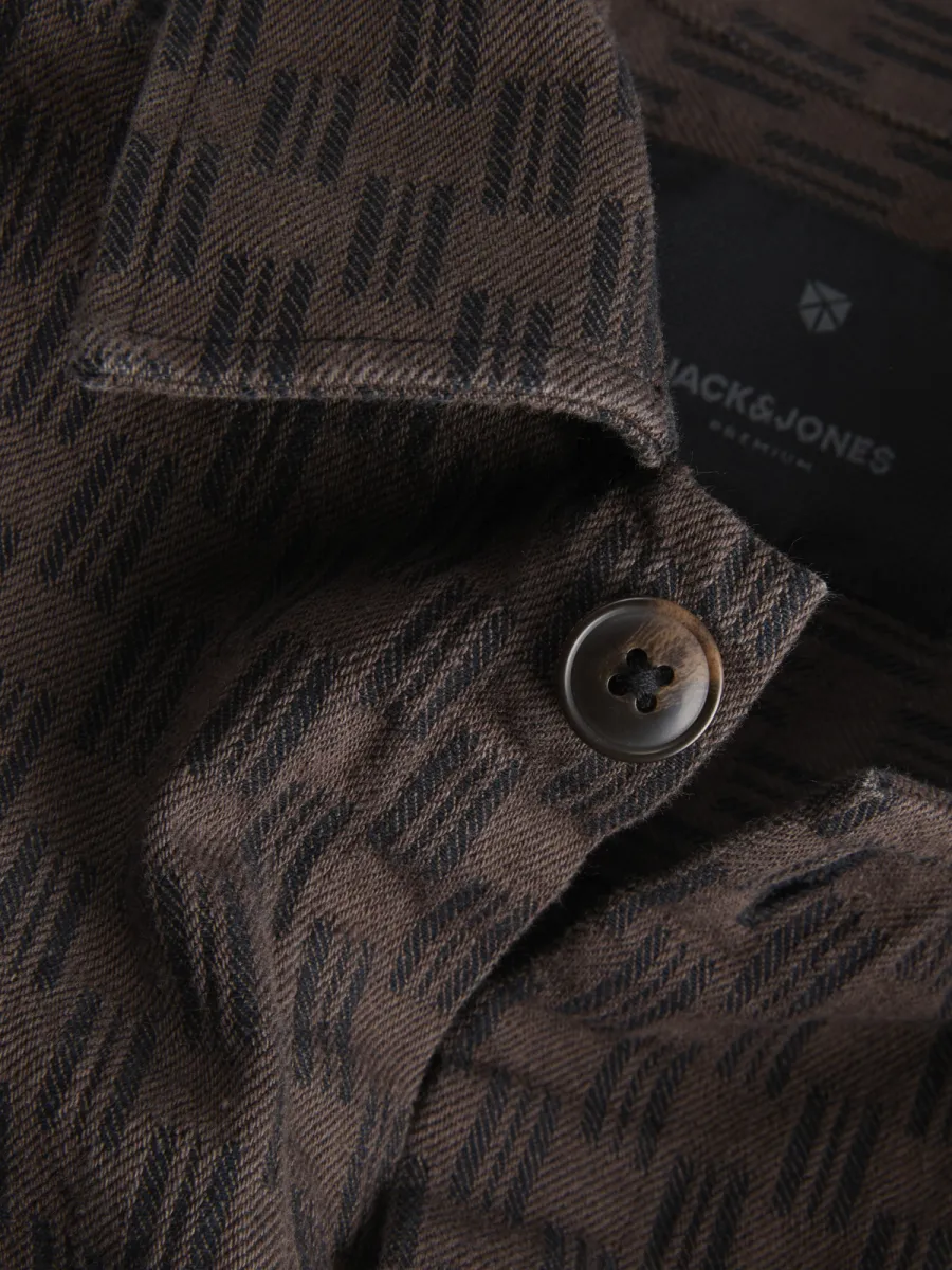 jack-jones-jprblalandon-jacquard-l-s-overshirt-12306526-chocolate-martini-chocolade-4 JACK & JONES-JPRBLALANDON JACQUARD L/S OVERSHIRT-12306526-Chocolate martini-CHOCOLADE