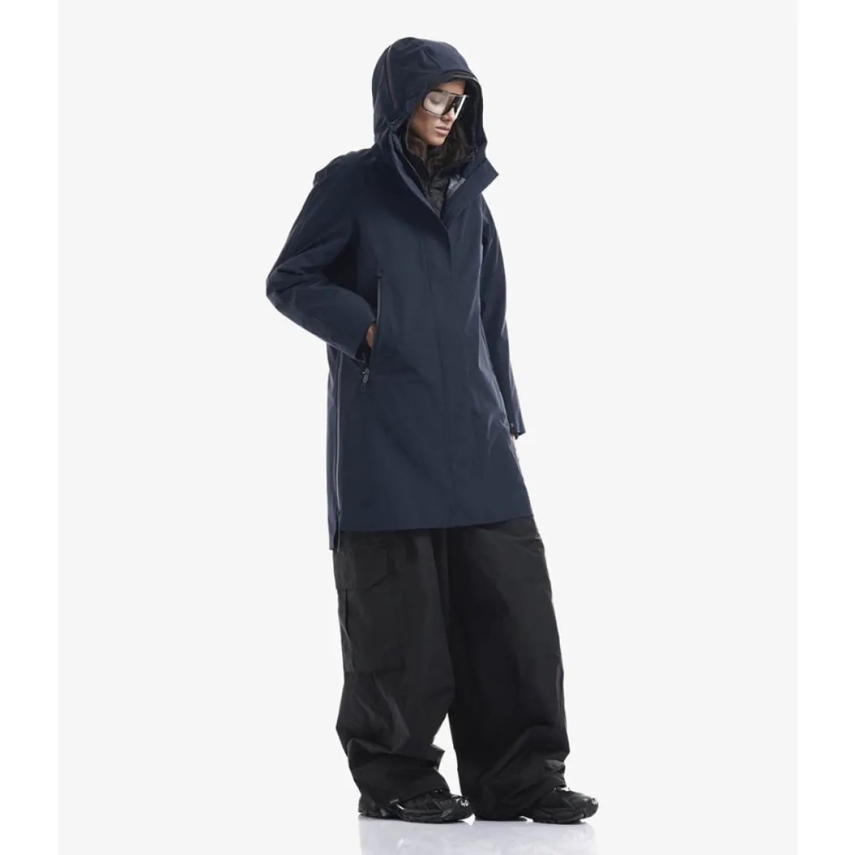 krakatau-126200014-qw603-6-dark-night-navy-2 Krakatau-126200014-Qw603--6 Dark night-NAVY