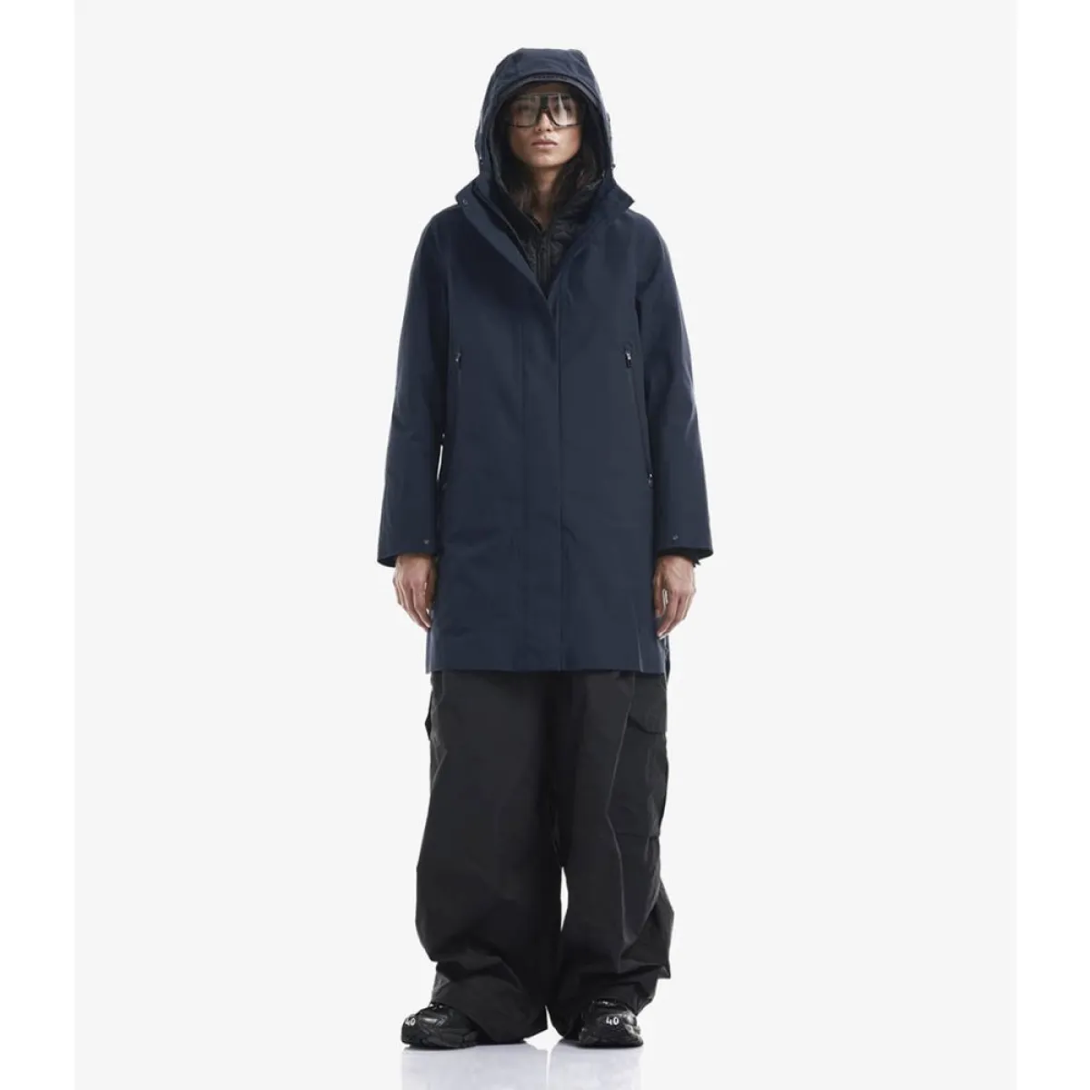 krakatau-126200014-qw603-6-dark-night-navy-3 Krakatau-126200014-Qw603--6 Dark night-NAVY