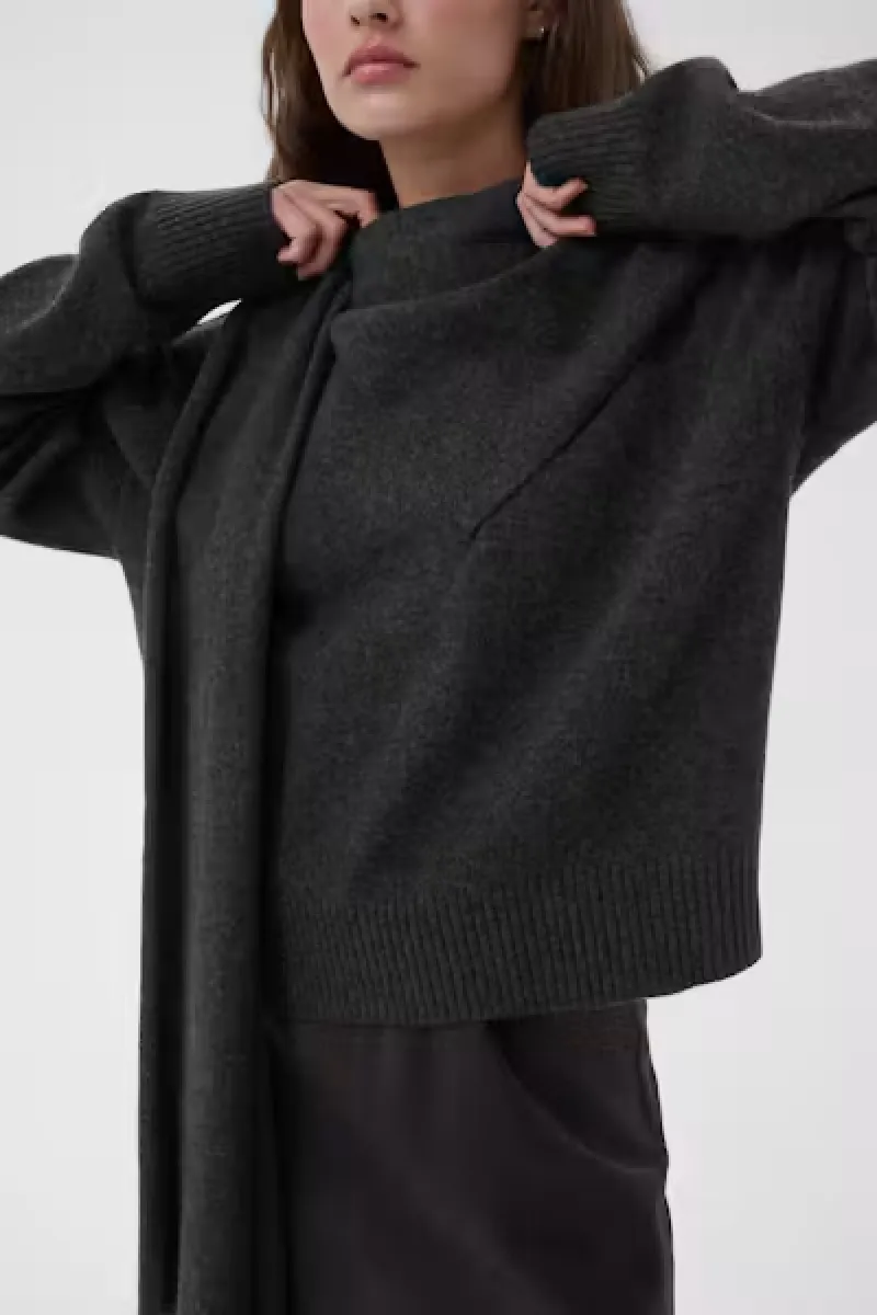my-essential-wardrobe-tracy-knit-scarf-pullover-10705759-100379-donker-grijs-grafiet-5 My Essential Wardrobe-Tracy Knit Scarf Pullover-10705759-100379-DONKER GRIJS/GRAFIET