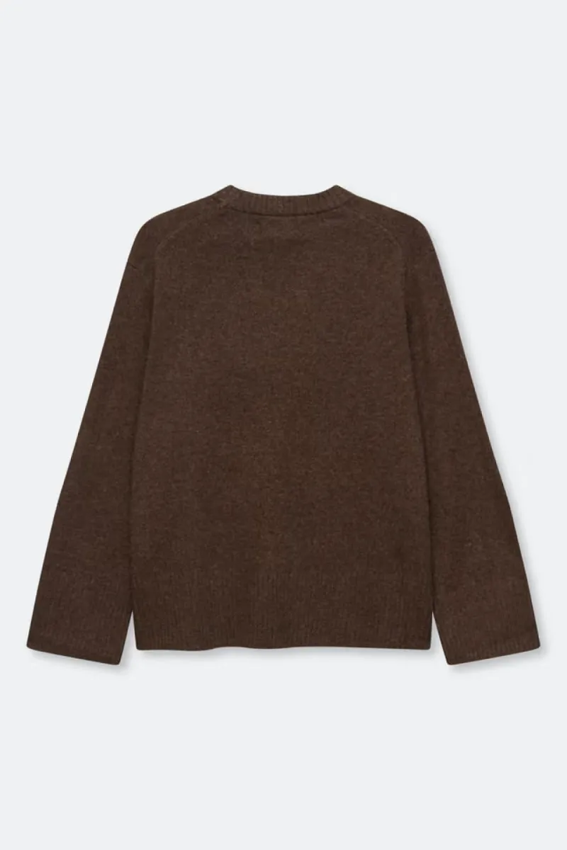 samsoe-samsoe-sarut-samsoe-sweater-16331-f26400122-190840tcx-delicioso-bruin-5 Samsoe Samsoe-Sarut samsoe sweater 16331-F26400122-190840TCX Delicioso-BRUIN
