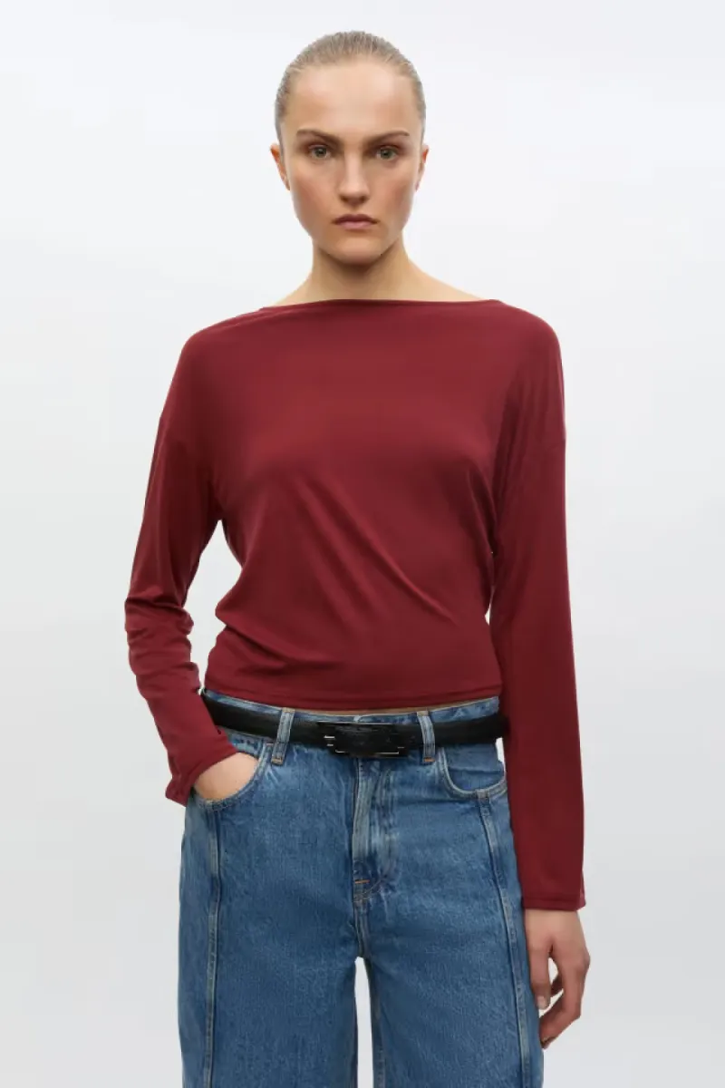 samsoe-samsoe-sasue-top-15641-f26400048-clr003044-washed-syrah-bordeaux-1 Samsoe Samsoe-Sasue top 15641-F26400048-CLR003044 Washed syrah-BORDEAUX