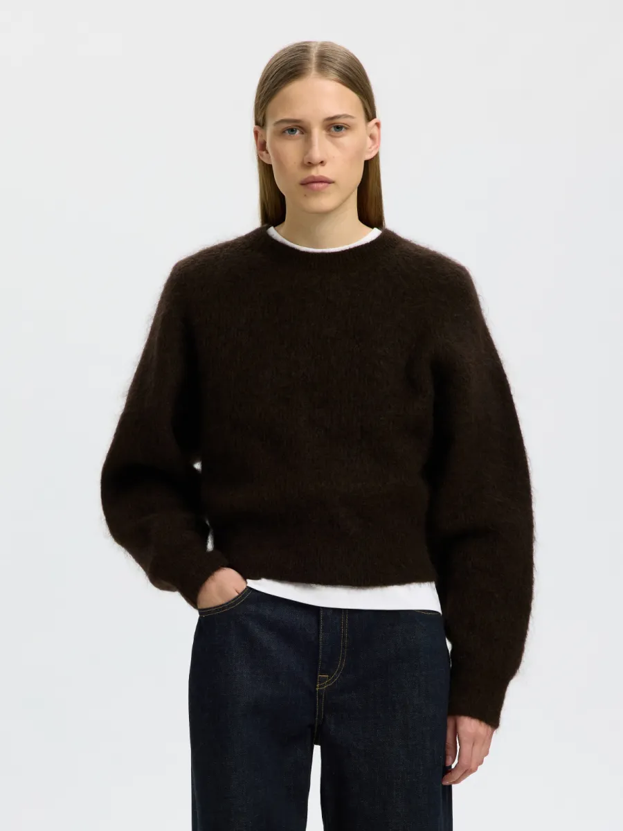 Selected Femme-SLWMIRA LS KNIT SHORT O-NECK NOOS-16102233-Delicioso-BRUIN