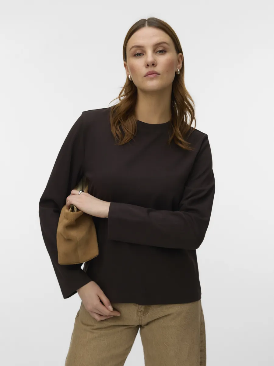 vero-moda-awnaima-ls-o-neck-boxy-t-shirt-10352569-chocolate-torte-chocolade-1 VERO MODA-AWNAIMA LS O-NECK BOXY T-SHIRT-10352569-Chocolate Torte-CHOCOLADE
