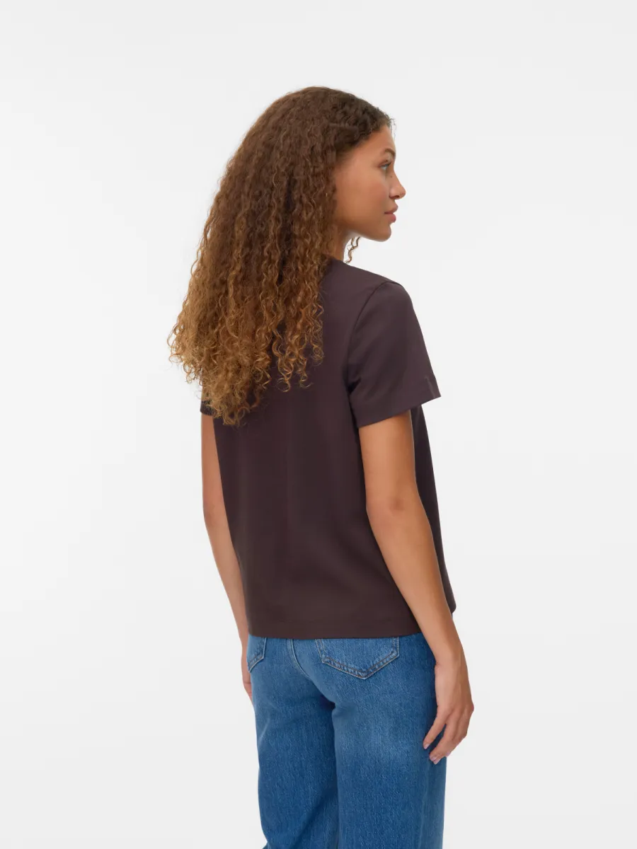vero-moda-awnaima-ss-o-neck-t-shirt-noos-10294544-chocolate-torte-chocolade-4 VERO MODA-AWNAIMA SS O-NECK T-SHIRT NOOS-10294544-Chocolate Torte-CHOCOLADE