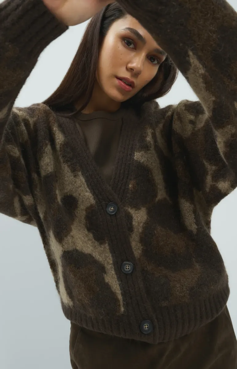 yaya-knitted-cardigan-with-pattern-and-batwing-sleeves-01-010182-610-911191-bruin-5 YAYA-Knitted Cardigan with Pattern and Batwing Sleeves-01-010182-610-911191-BRUIN