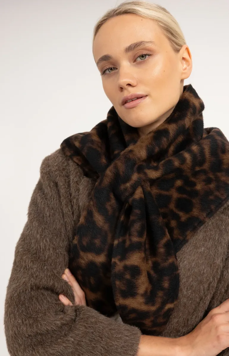 YAYA-Reversible Leopard Traingle Scarf-03-501063-610-911191-BRUIN COMBINATIES